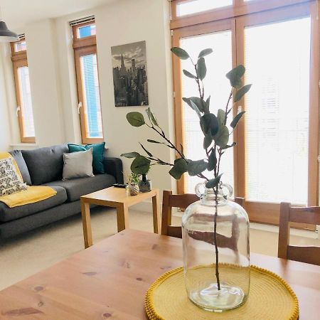 Centre Of Birmingham, 2 Bedroom - Perfect For Families, Group, Or Business Екстер'єр фото