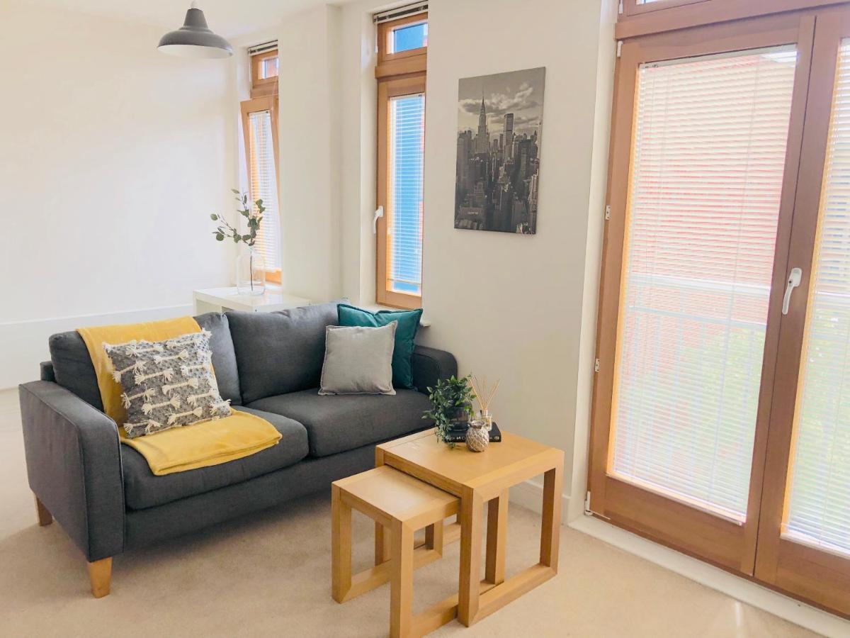 Centre Of Birmingham, 2 Bedroom - Perfect For Families, Group, Or Business Екстер'єр фото
